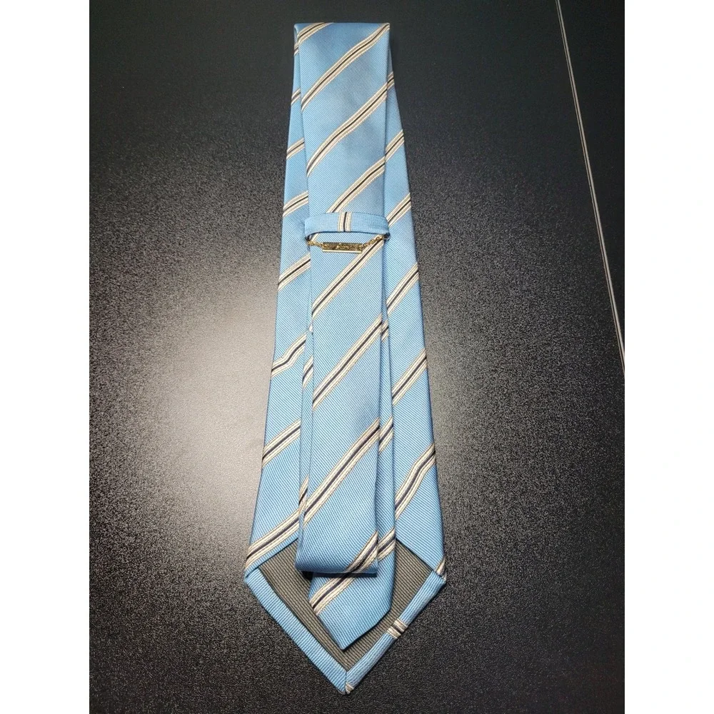 Brioni Men's Necktie Blue Striped Silk 3.75